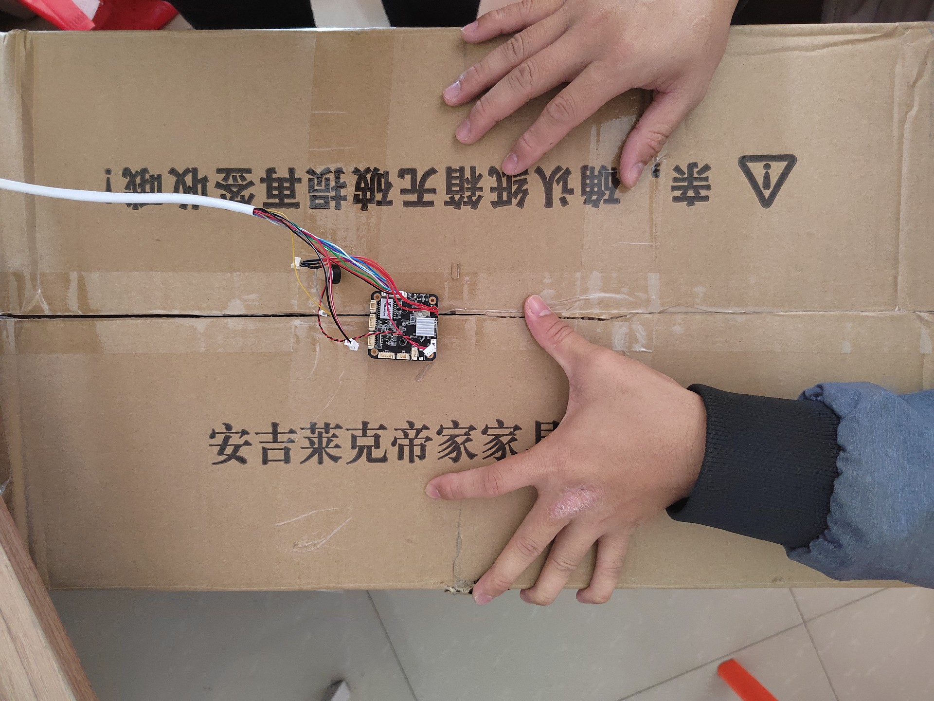 新品！上新了！500萬臻全彩攝像機